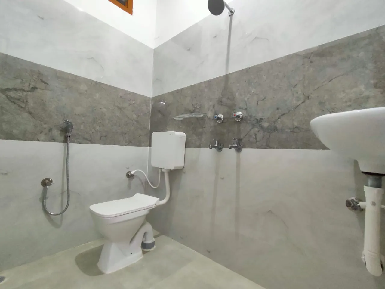 Bairava Bliss Inn Room