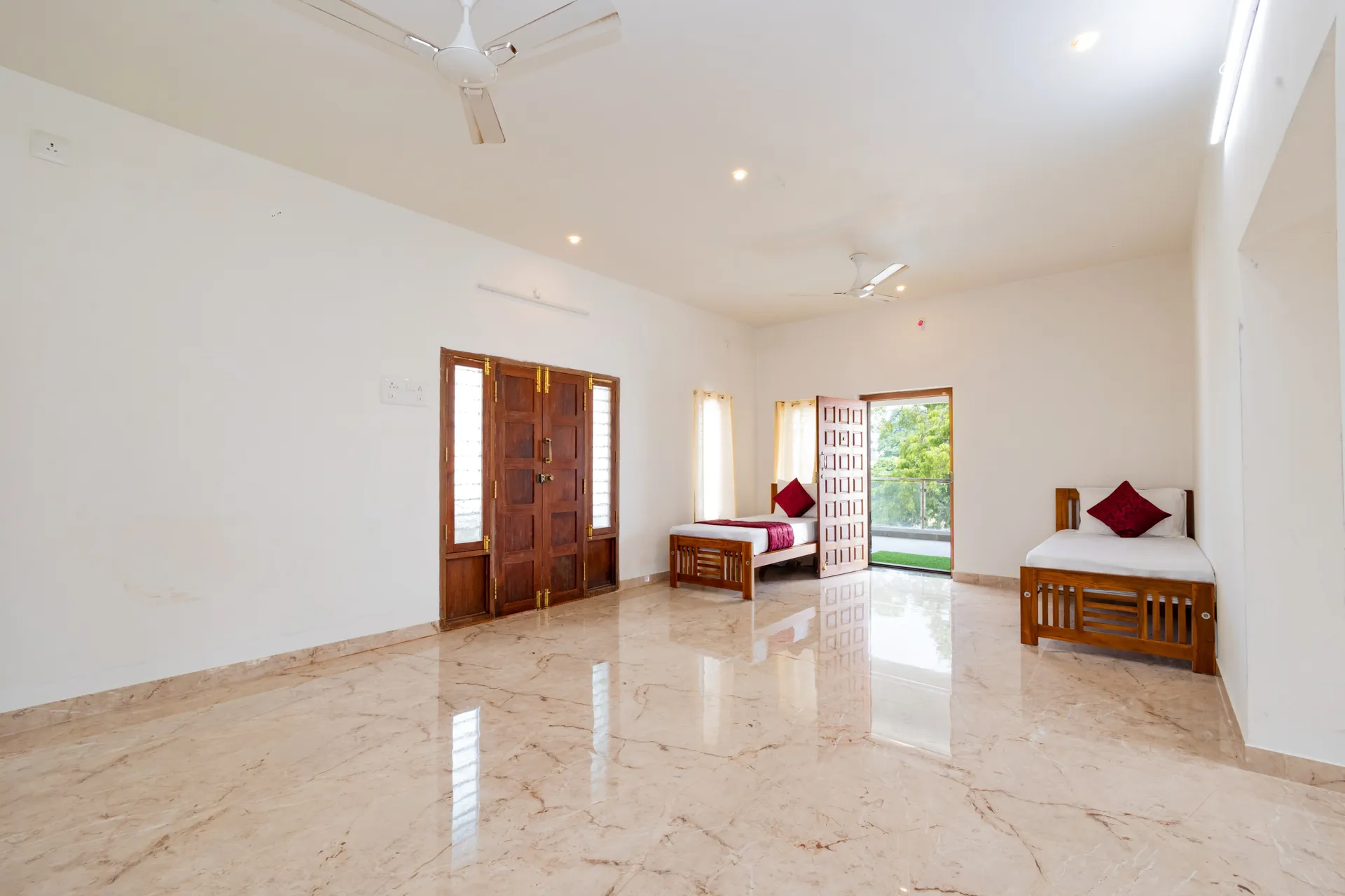 Bairava Bliss Inn Room