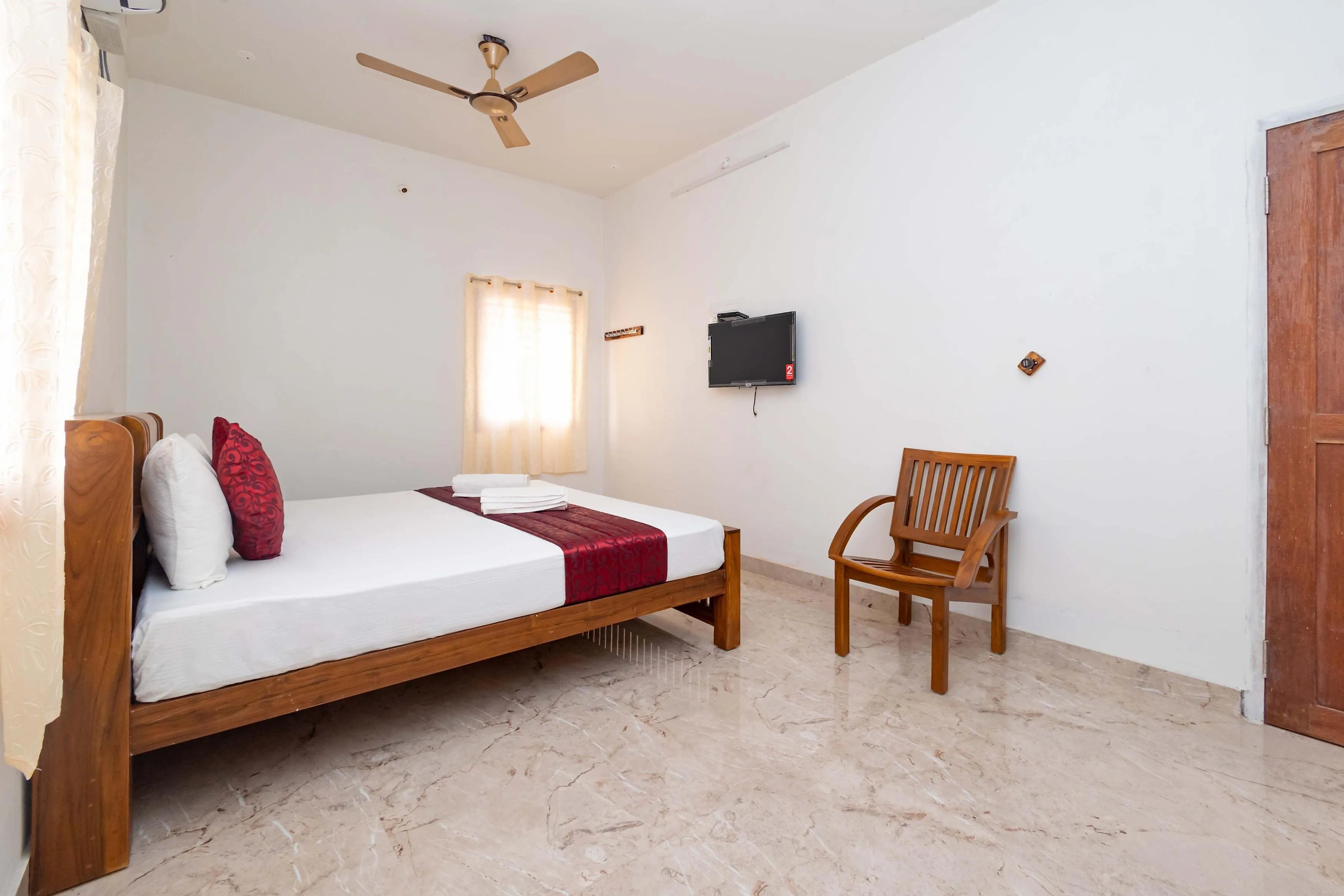 Bairava Bliss Inn Room