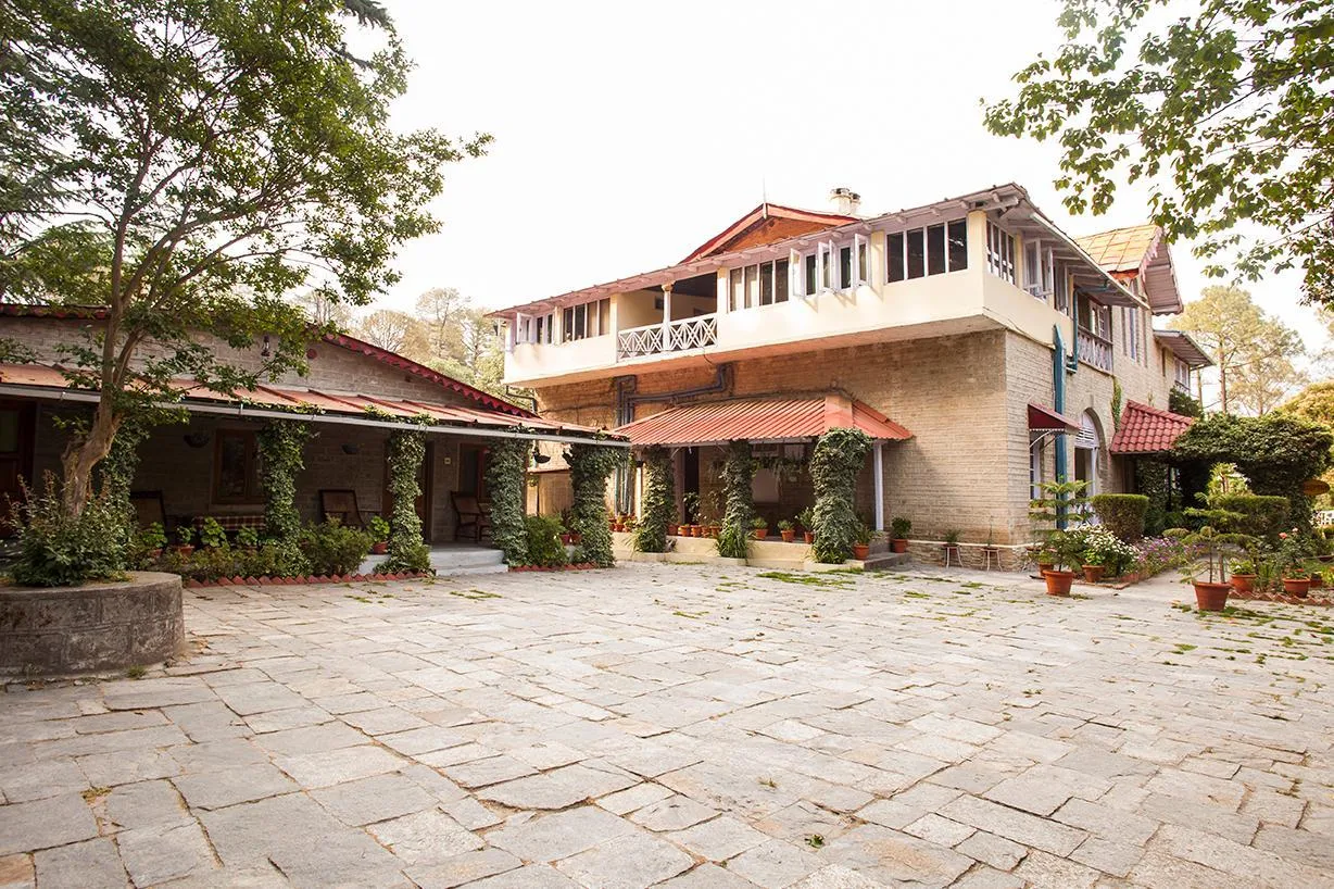 Hotel Chevron Rosemount, Ranikhet Outdoors
