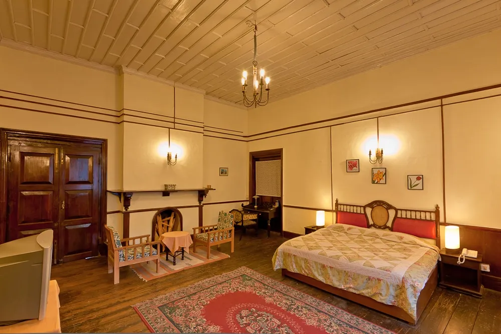 Hotel Chevron Rosemount, Ranikhet Room