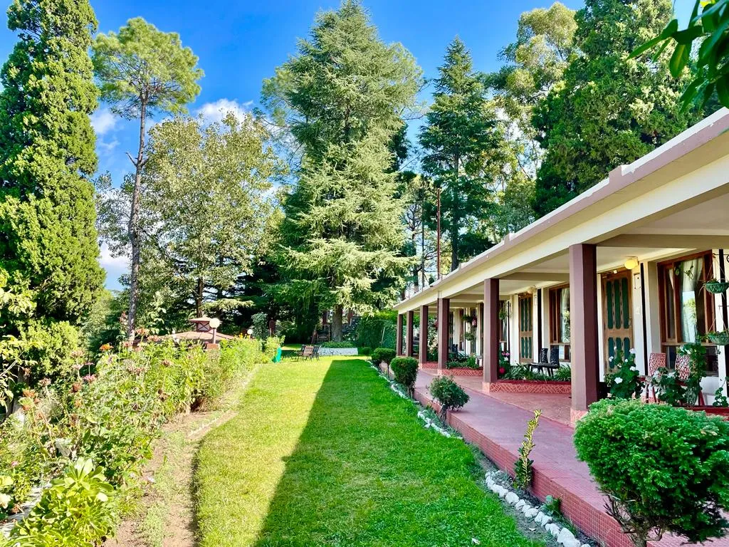 Xomotel- Ranikhet Heights Garden