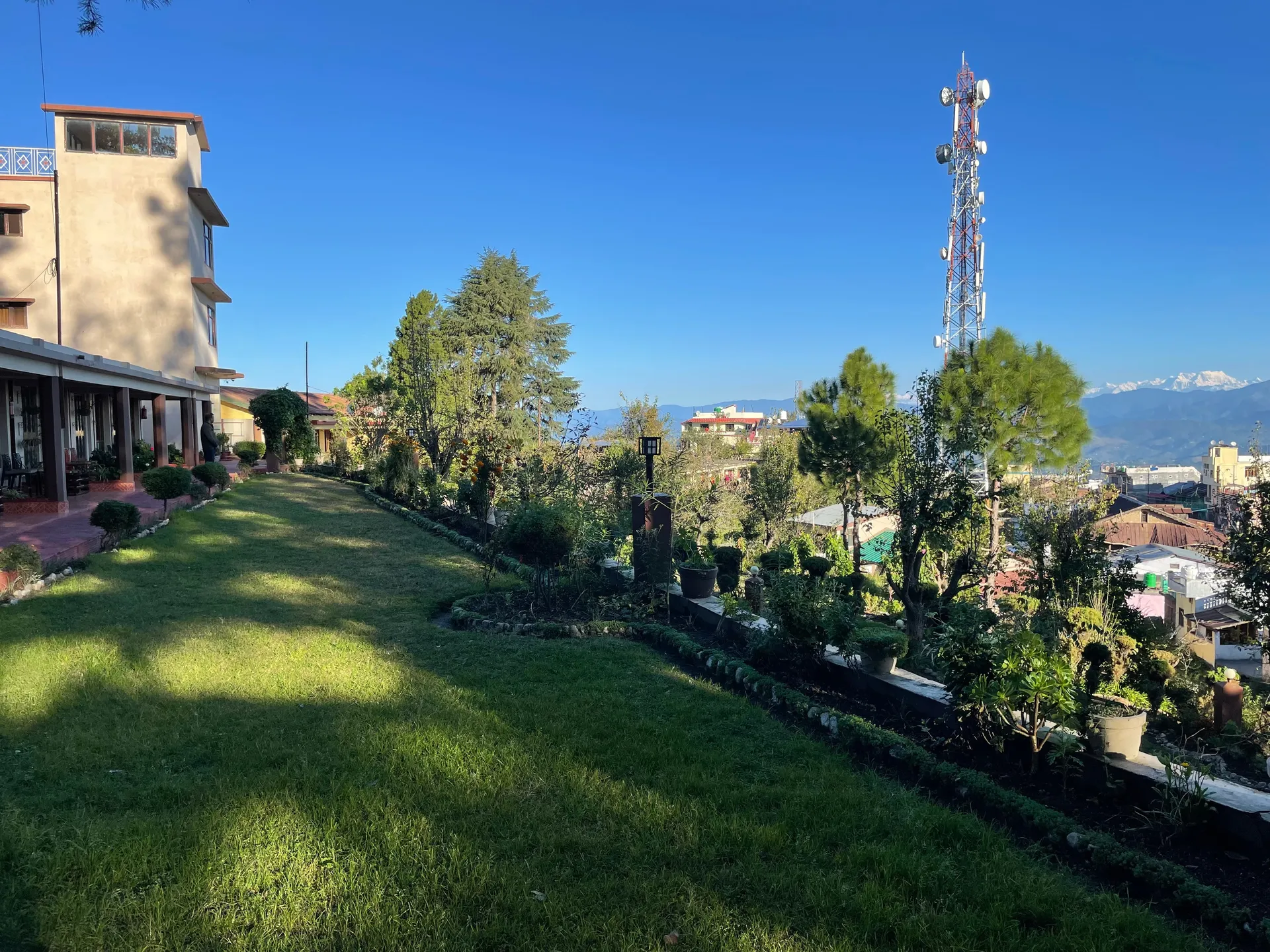 Xomotel- Ranikhet Heights Garden