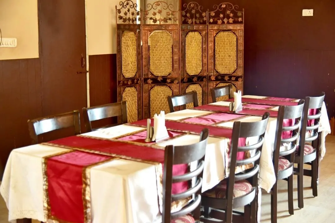 Xomotel- Ranikhet Heights Restaurant