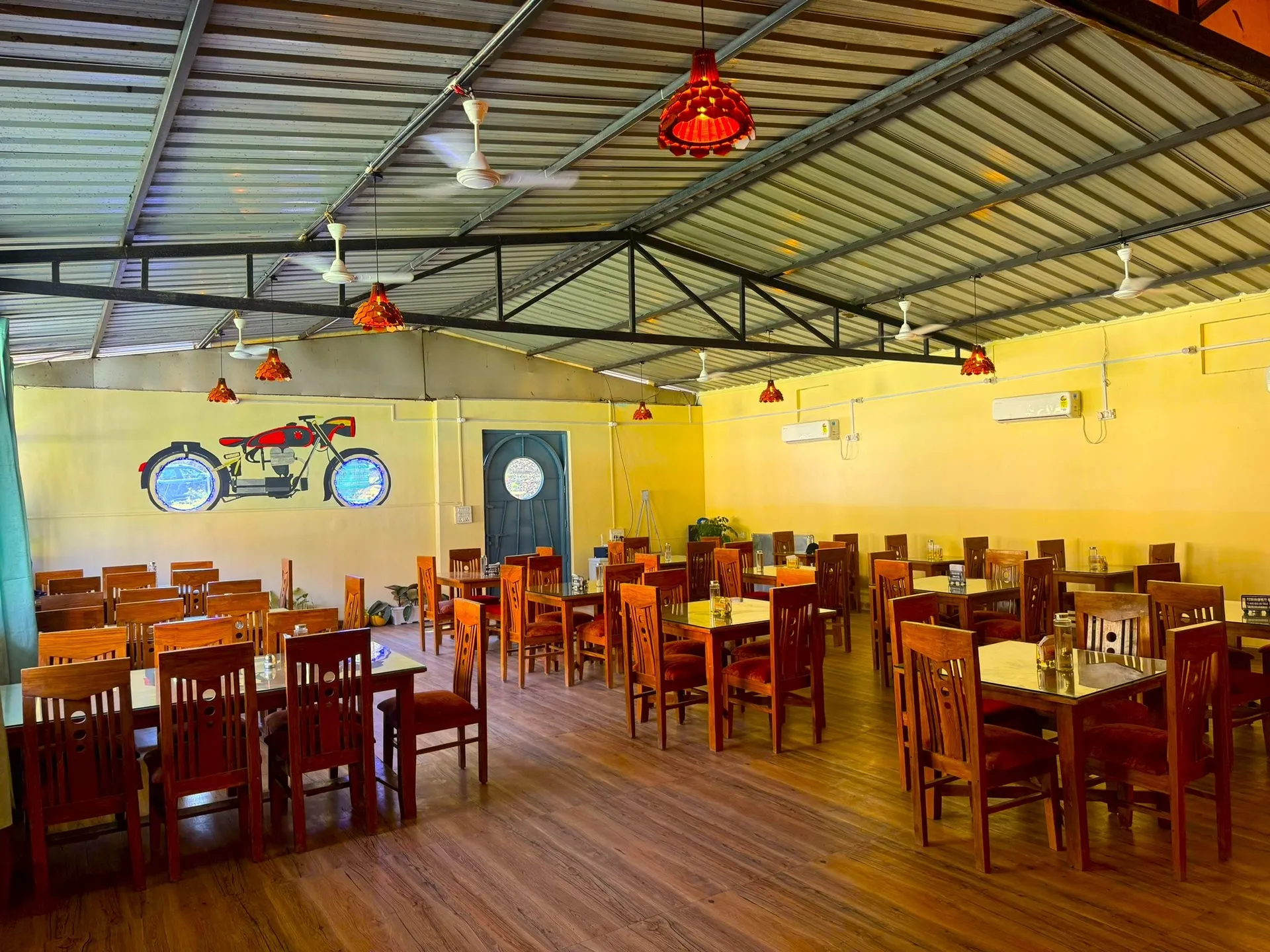Camp Brook - Luxury Camping in Rishikesh Dining Area