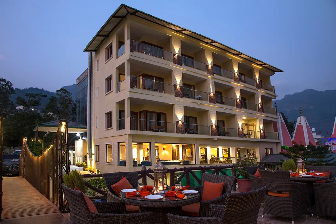 Divine Resorts & Spa Facade