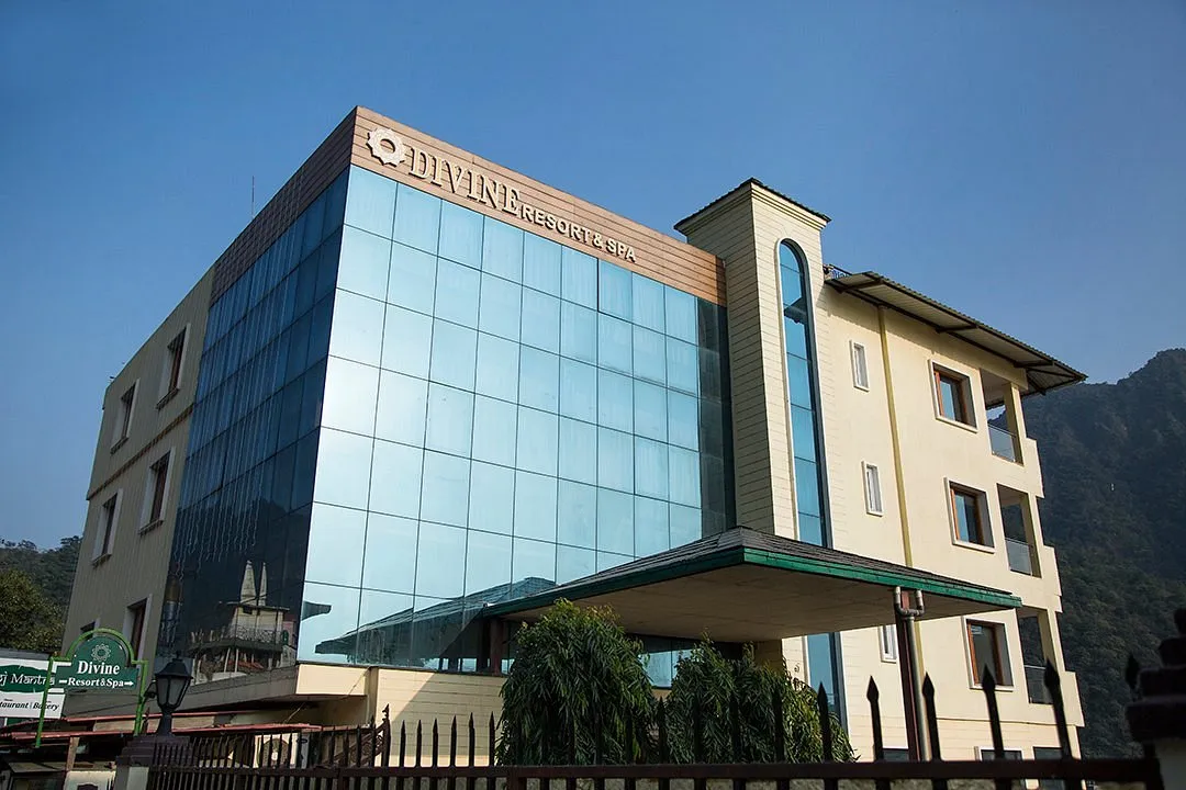 Divine Resorts & Spa Facade