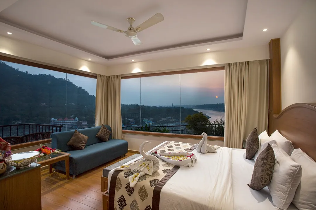 Divine Resorts & Spa Room