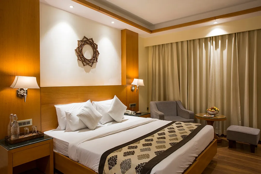Divine Resorts & Spa Room