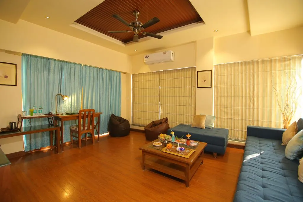 Divine Resorts & Spa Room