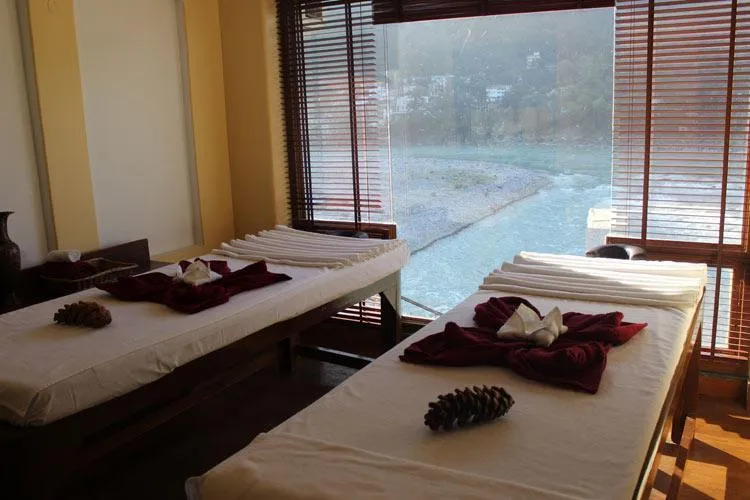 Divine Resorts & Spa Spa