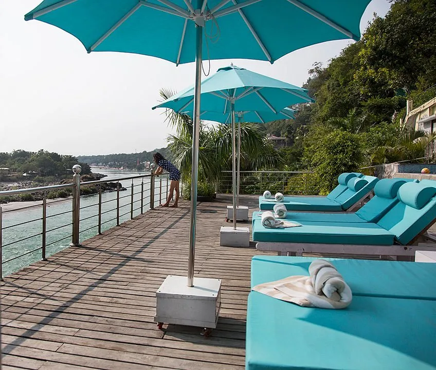Divine Resorts & Spa Swimming Pool