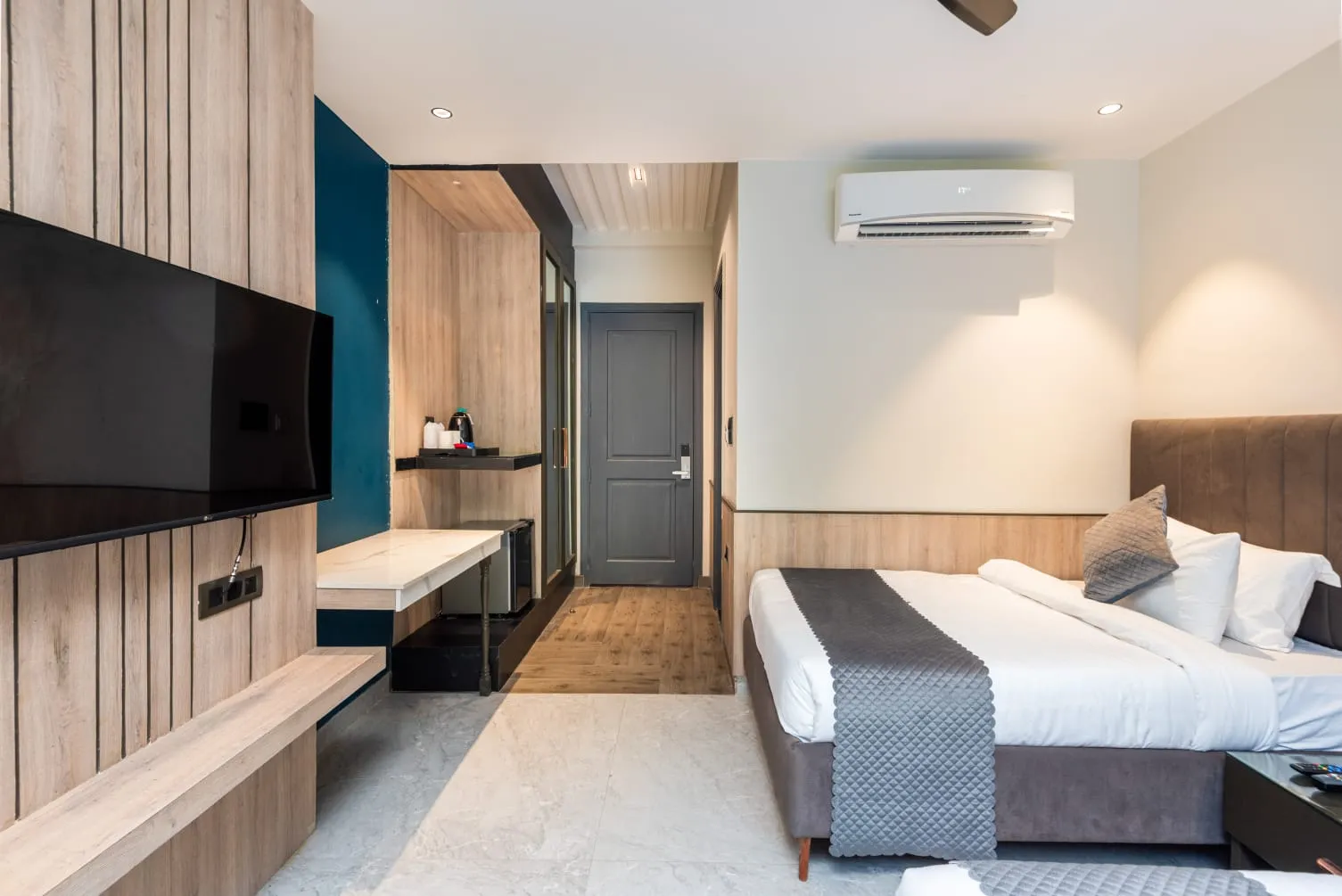 DLS Divine Resort and Spa Room