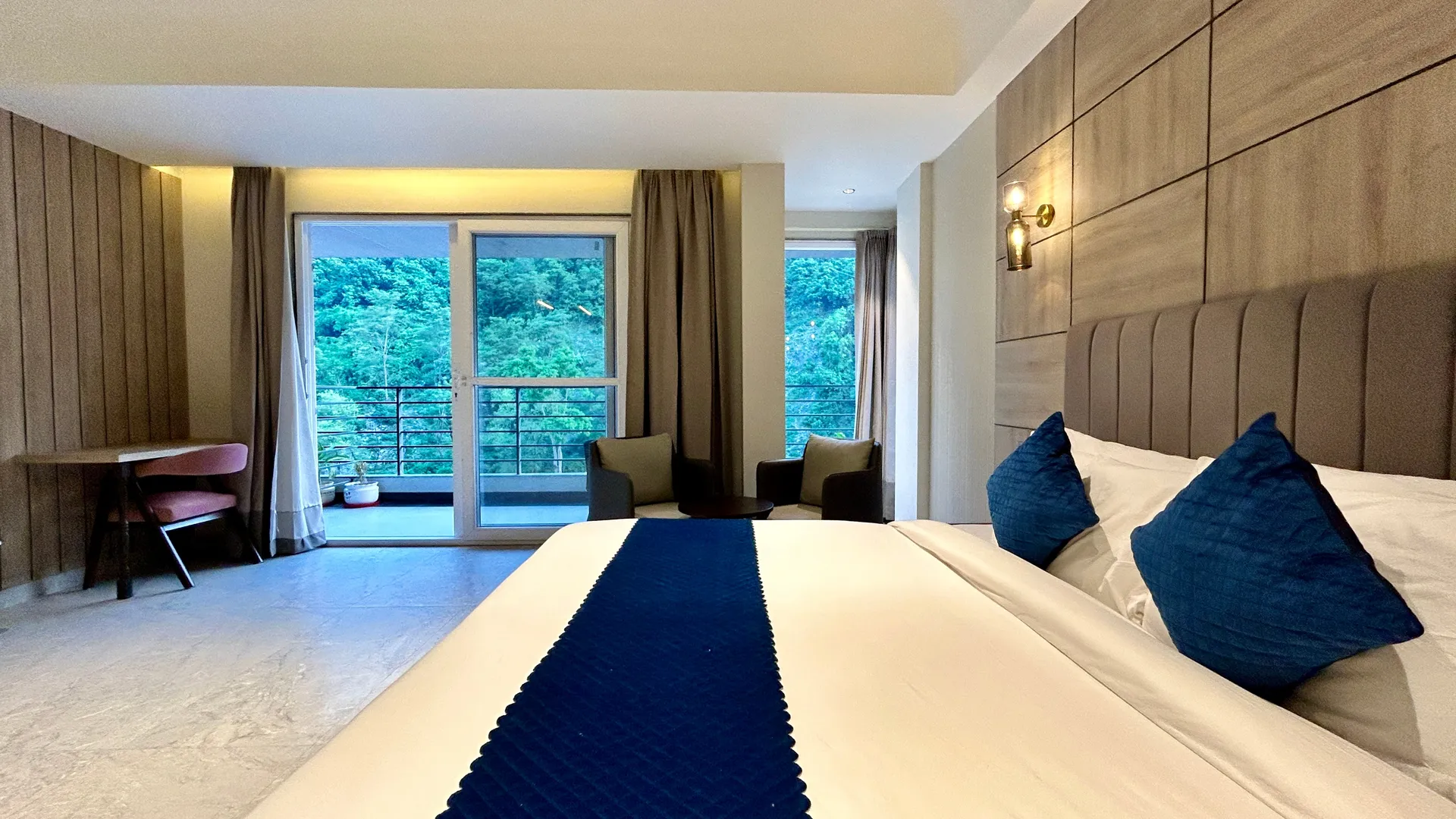 DLS Divine Resort and Spa Room