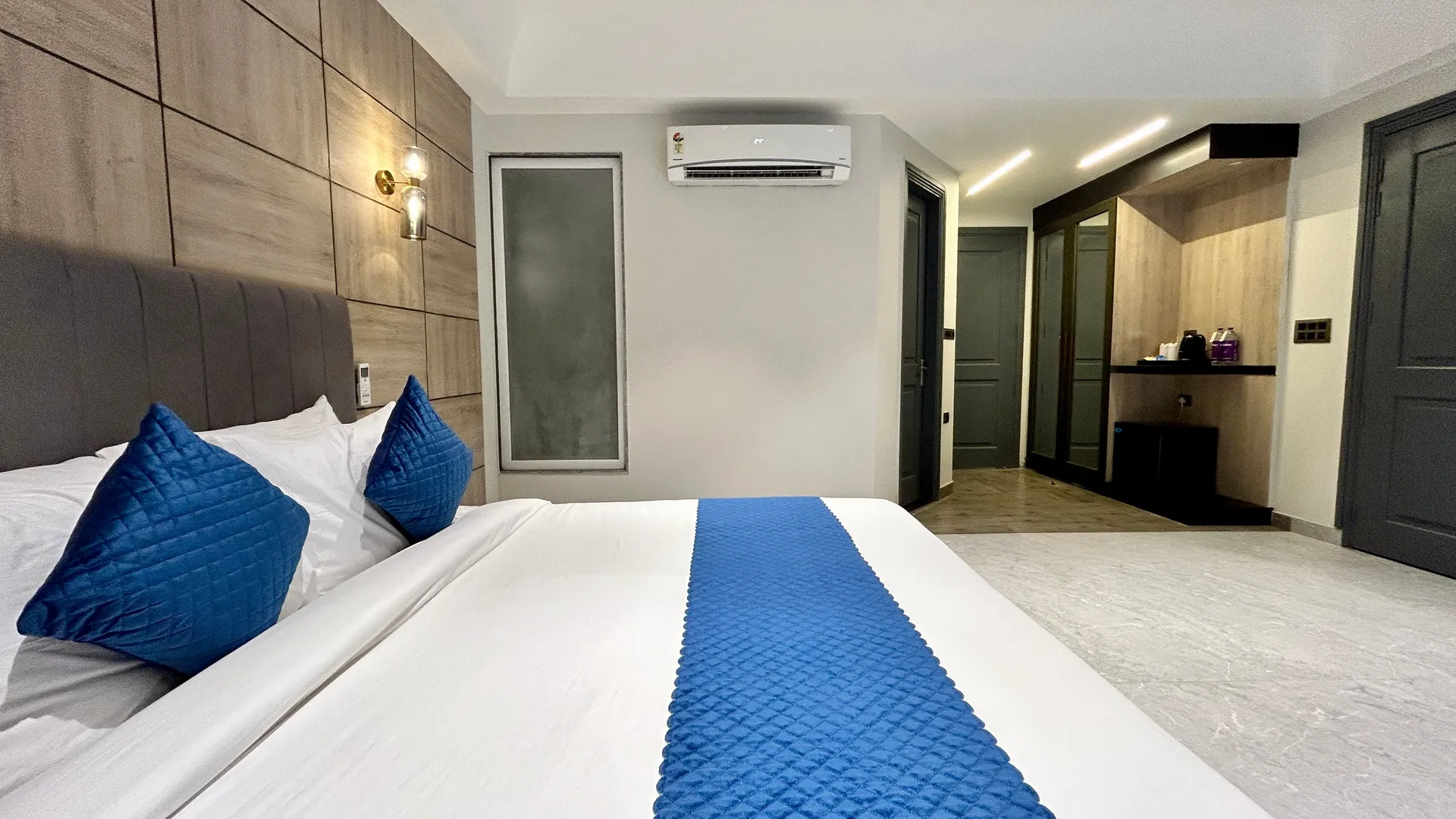 DLS Divine Resort and Spa Room
