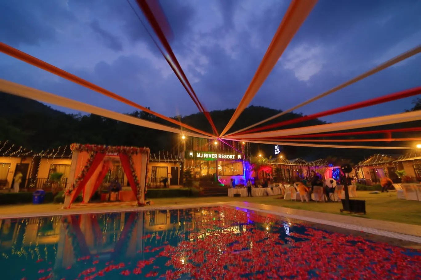 DLS MJ River Resort Facade