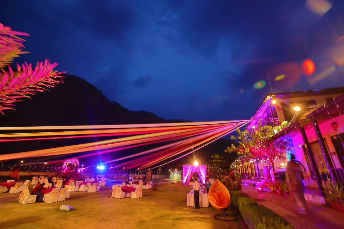DLS MJ River Resort Garden