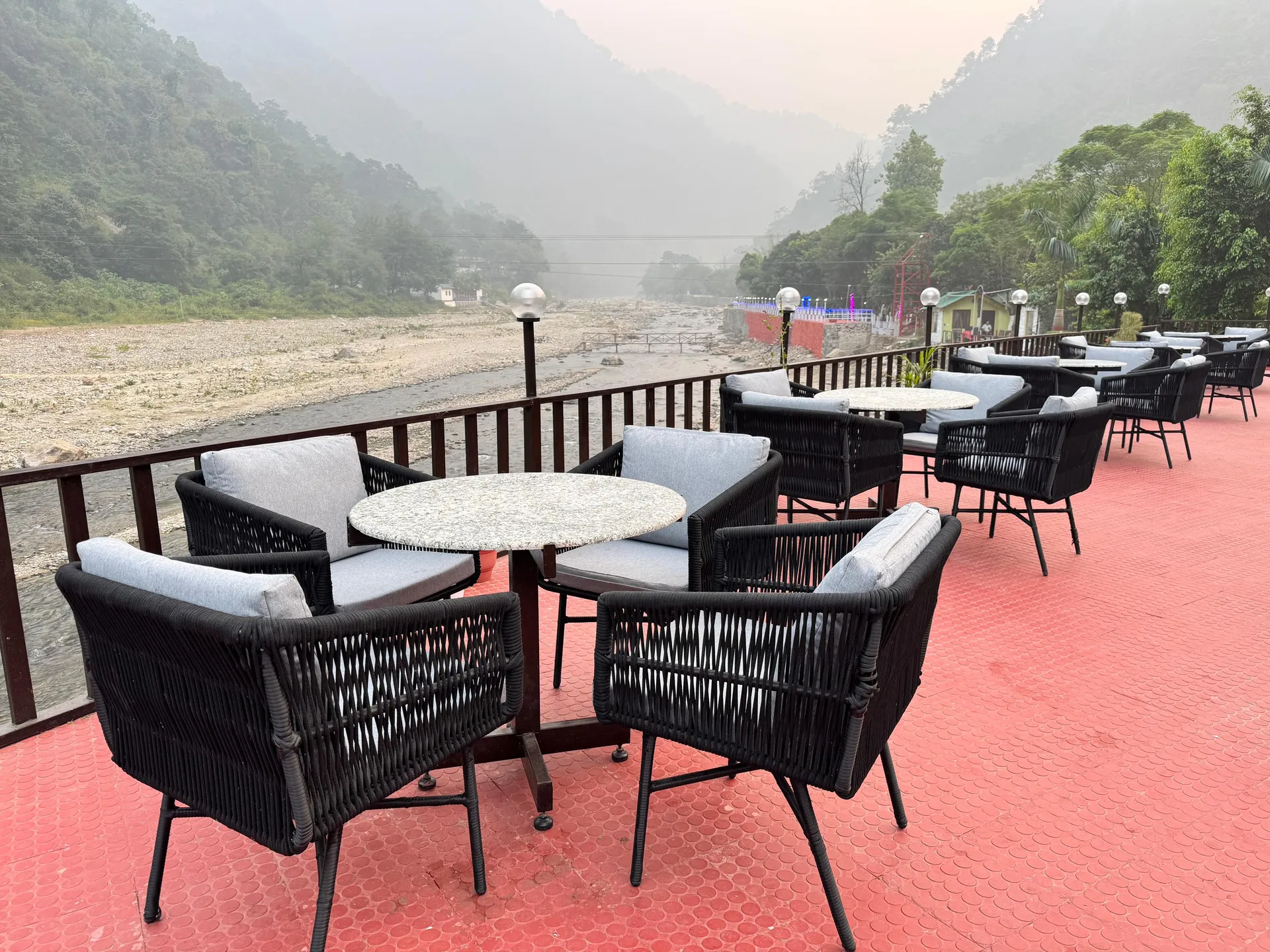 DLS MJ River Resort Outdoors
