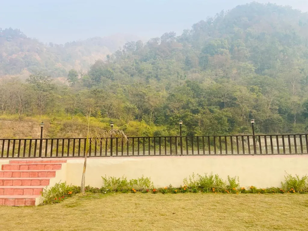 DLS MJ River Resort Outdoors