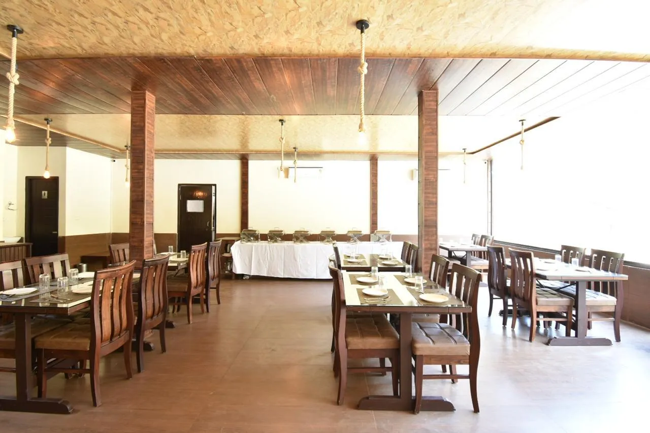 DLS MJ River Resort Restaurant