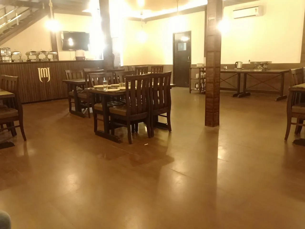 DLS MJ River Resort Restaurant