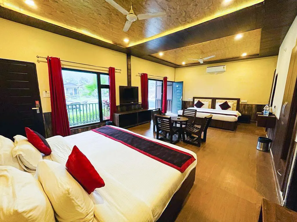 DLS MJ River Resort Room