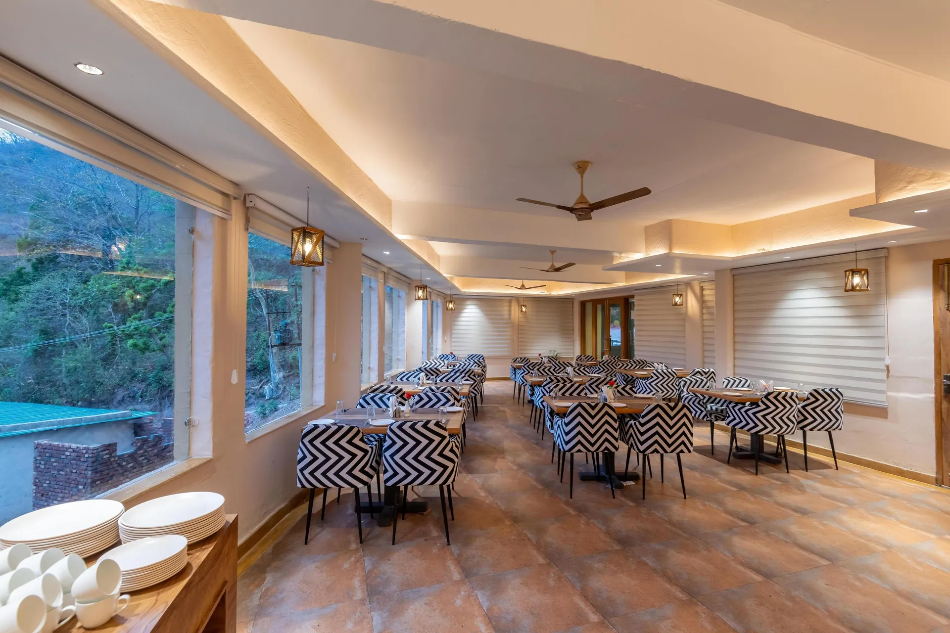 Ekawa Ganga by Lawrence Hotels Restaurant