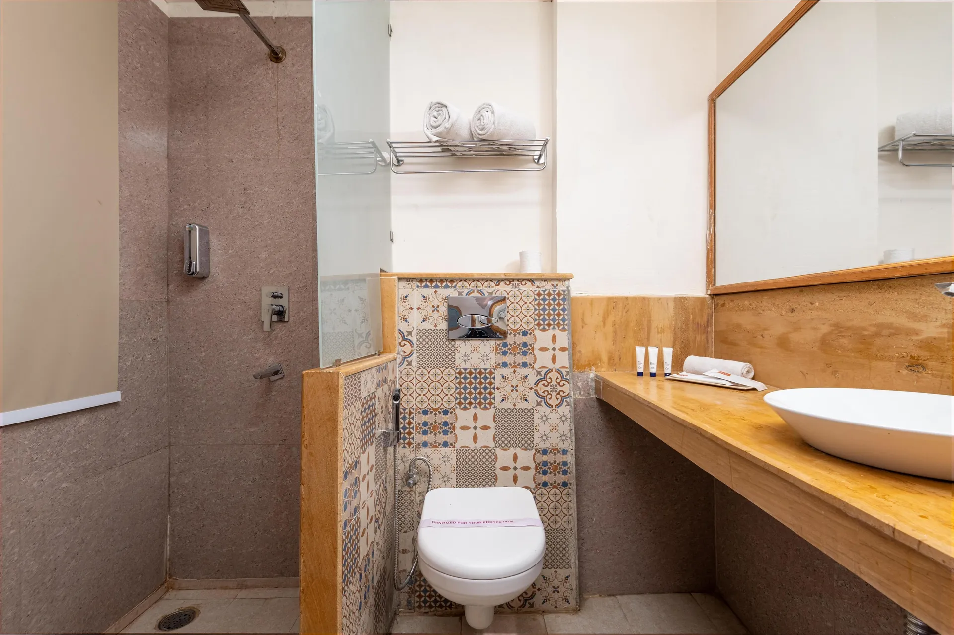 Ekawa Ganga by Lawrence Hotels Room