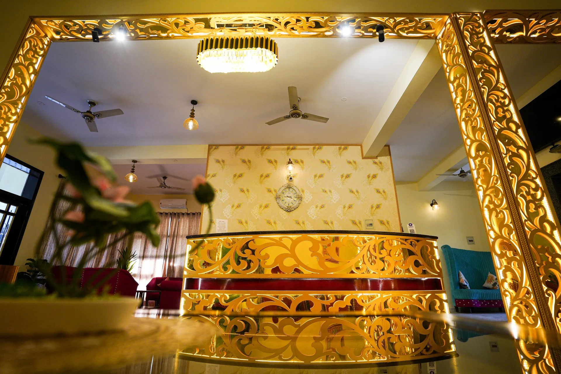 Hotel Neeraj Bhawan - Triveni Ghat Reception