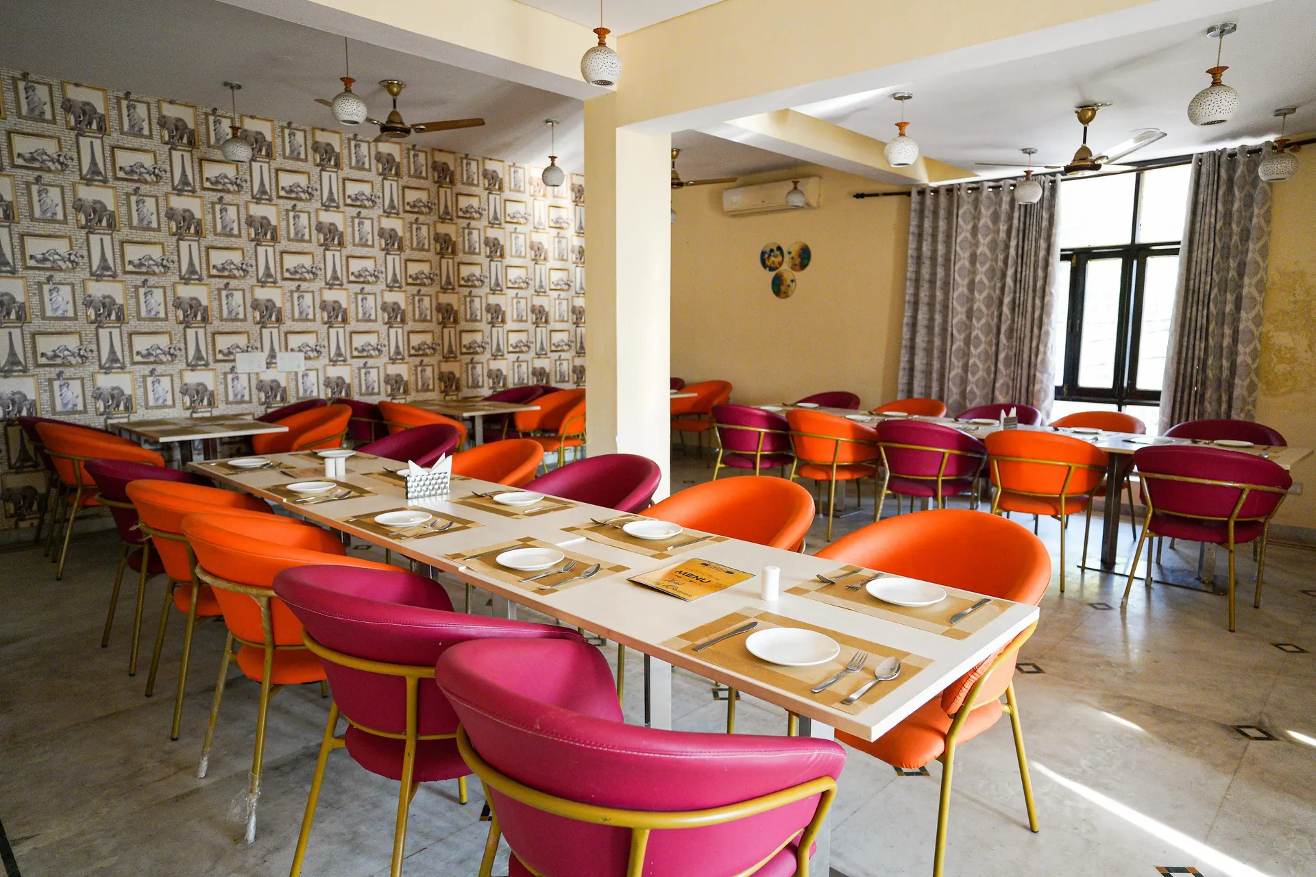 Hotel Neeraj Bhawan - Triveni Ghat Restaurant