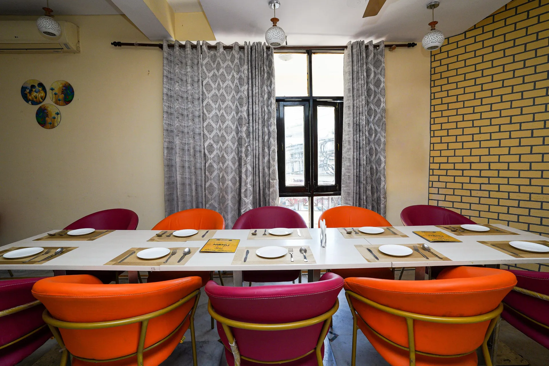 Hotel Neeraj Bhawan - Triveni Ghat Restaurant