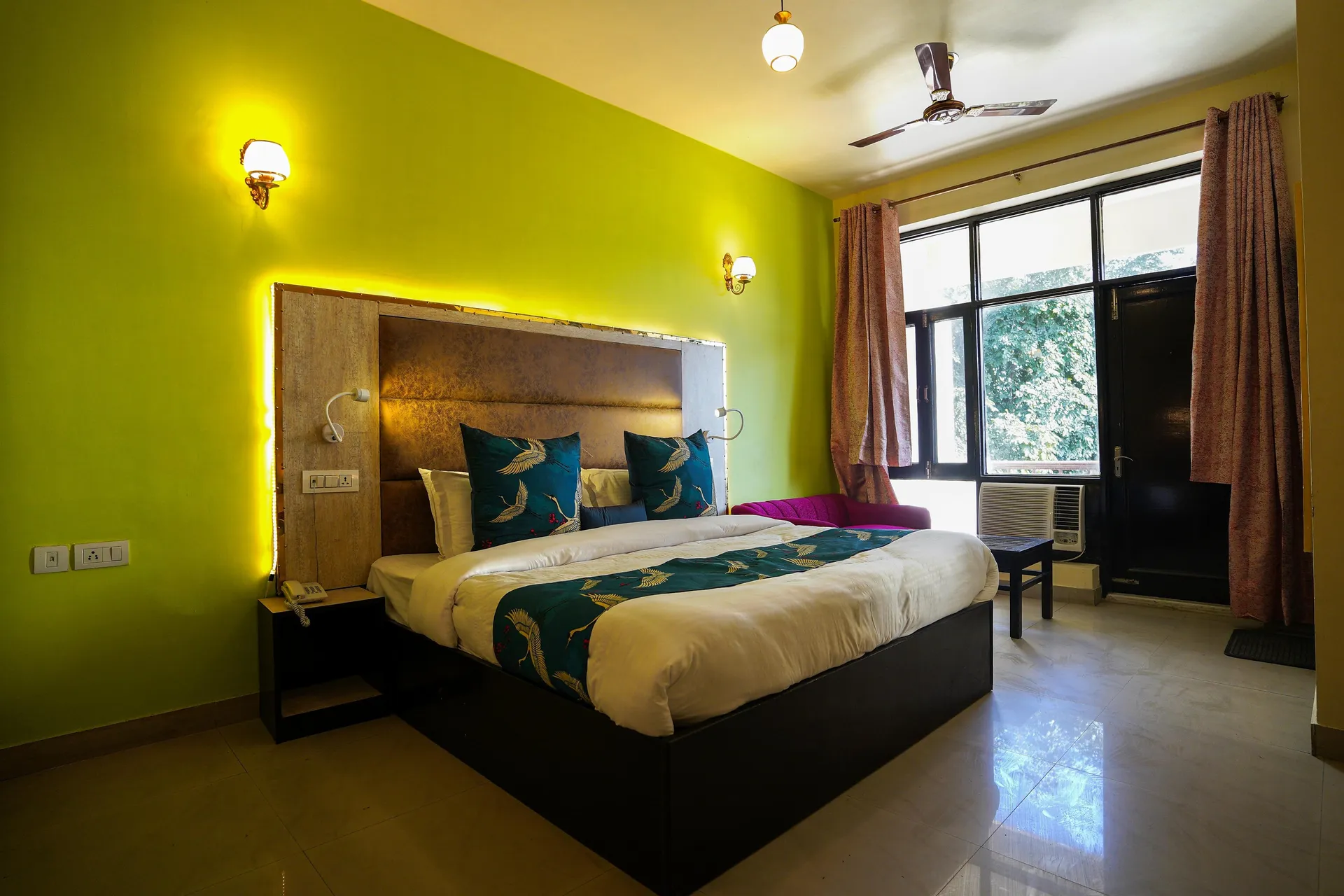Hotel Neeraj Bhawan - Triveni Ghat Room