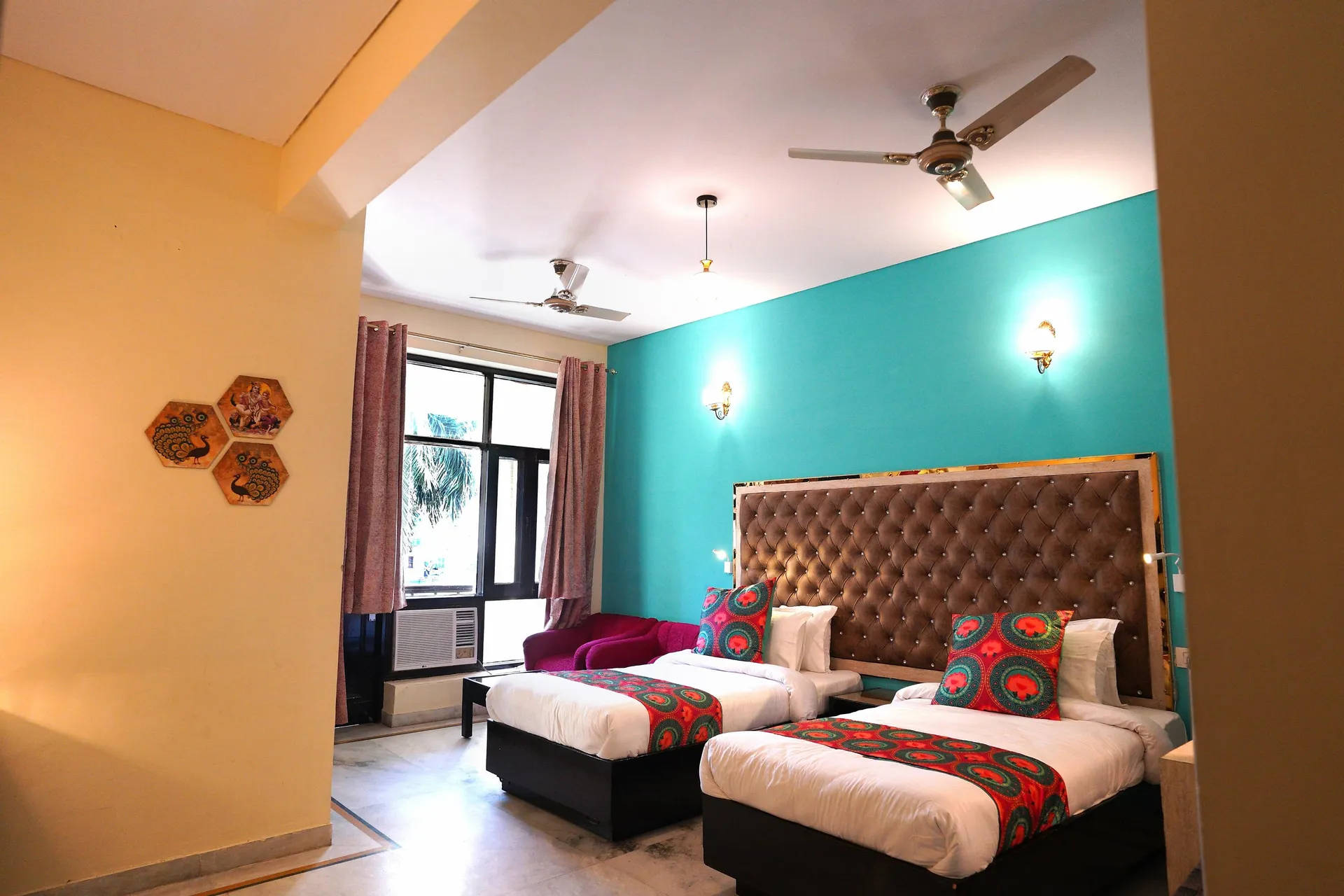 Hotel Neeraj Bhawan - Triveni Ghat Room