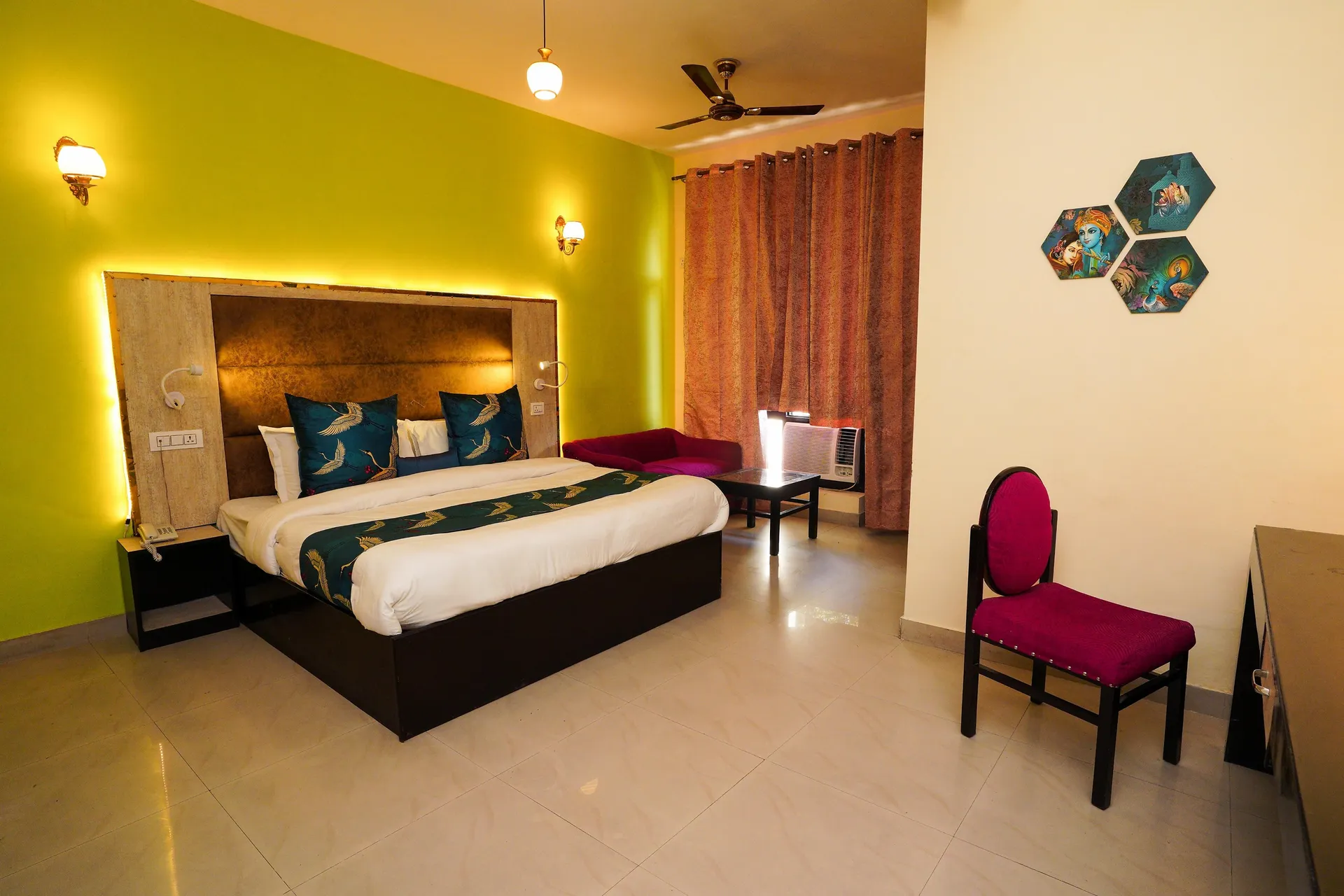 Hotel Neeraj Bhawan - Triveni Ghat Room