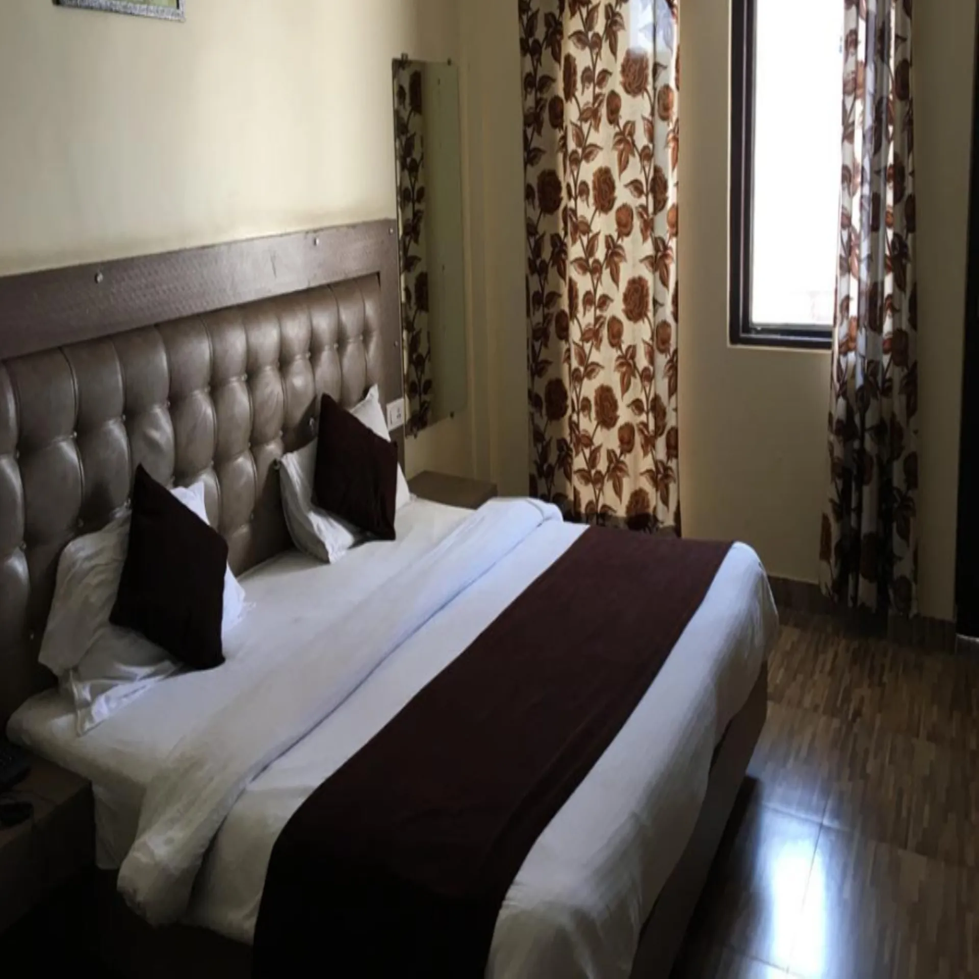 HOTEL TRIHARI Common Area