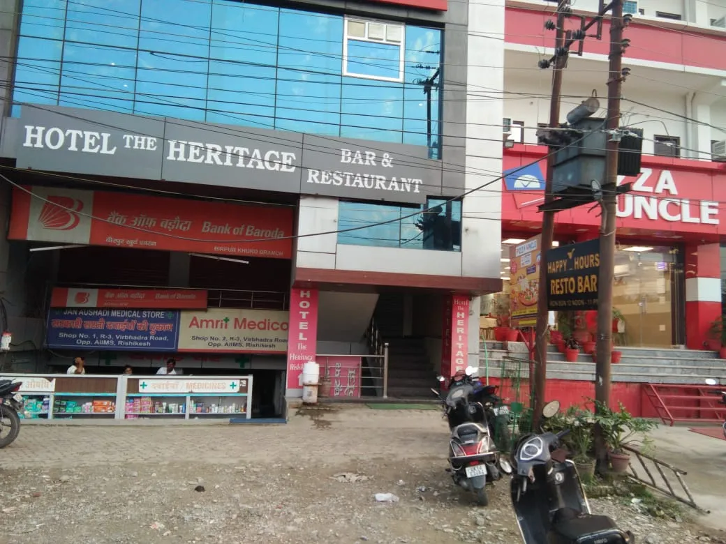 LA Riqueza Heritage Near to Triveni Ghat Facade