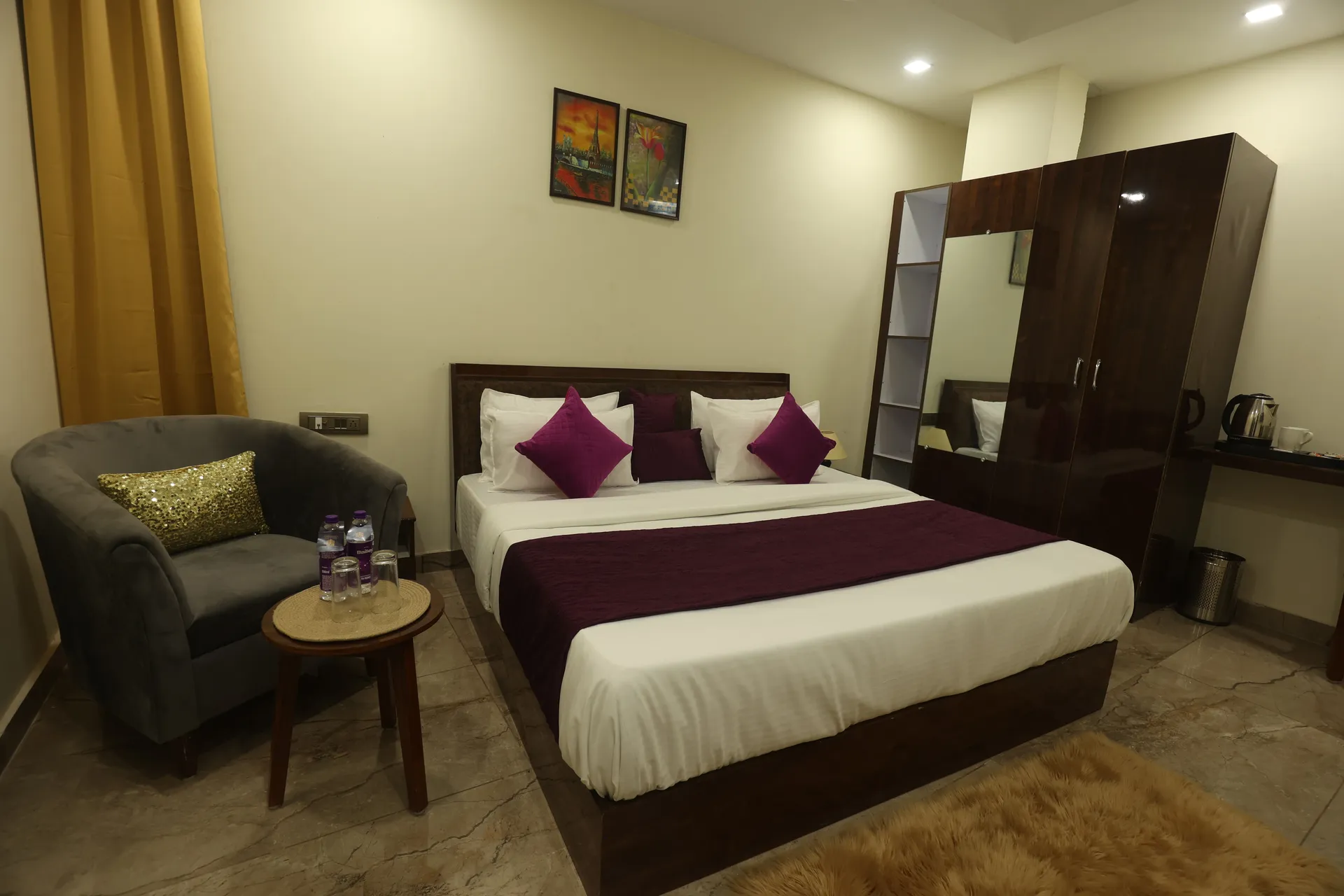 Perfect stayz AIIMS Private Room