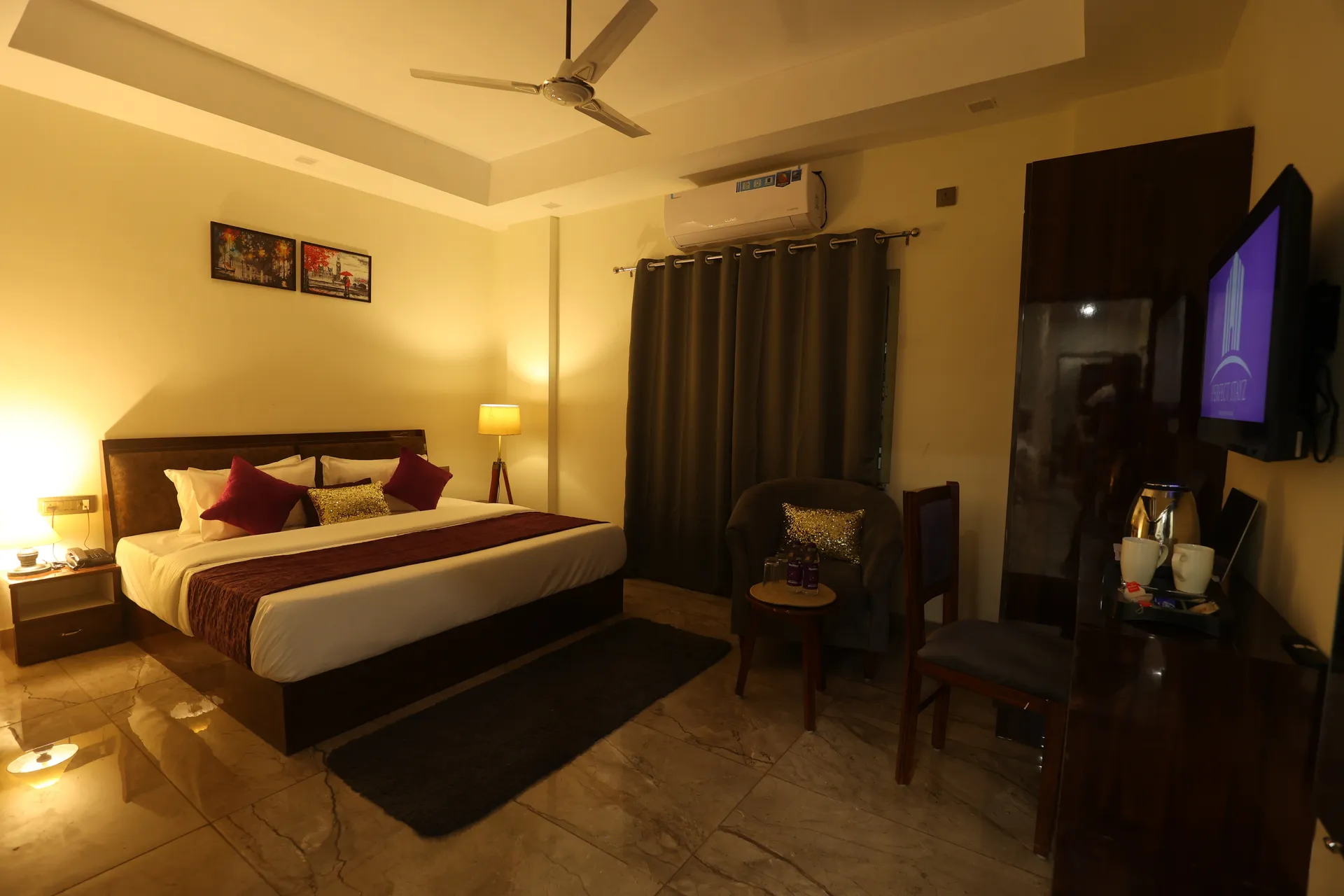 Perfect stayz AIIMS Private Room