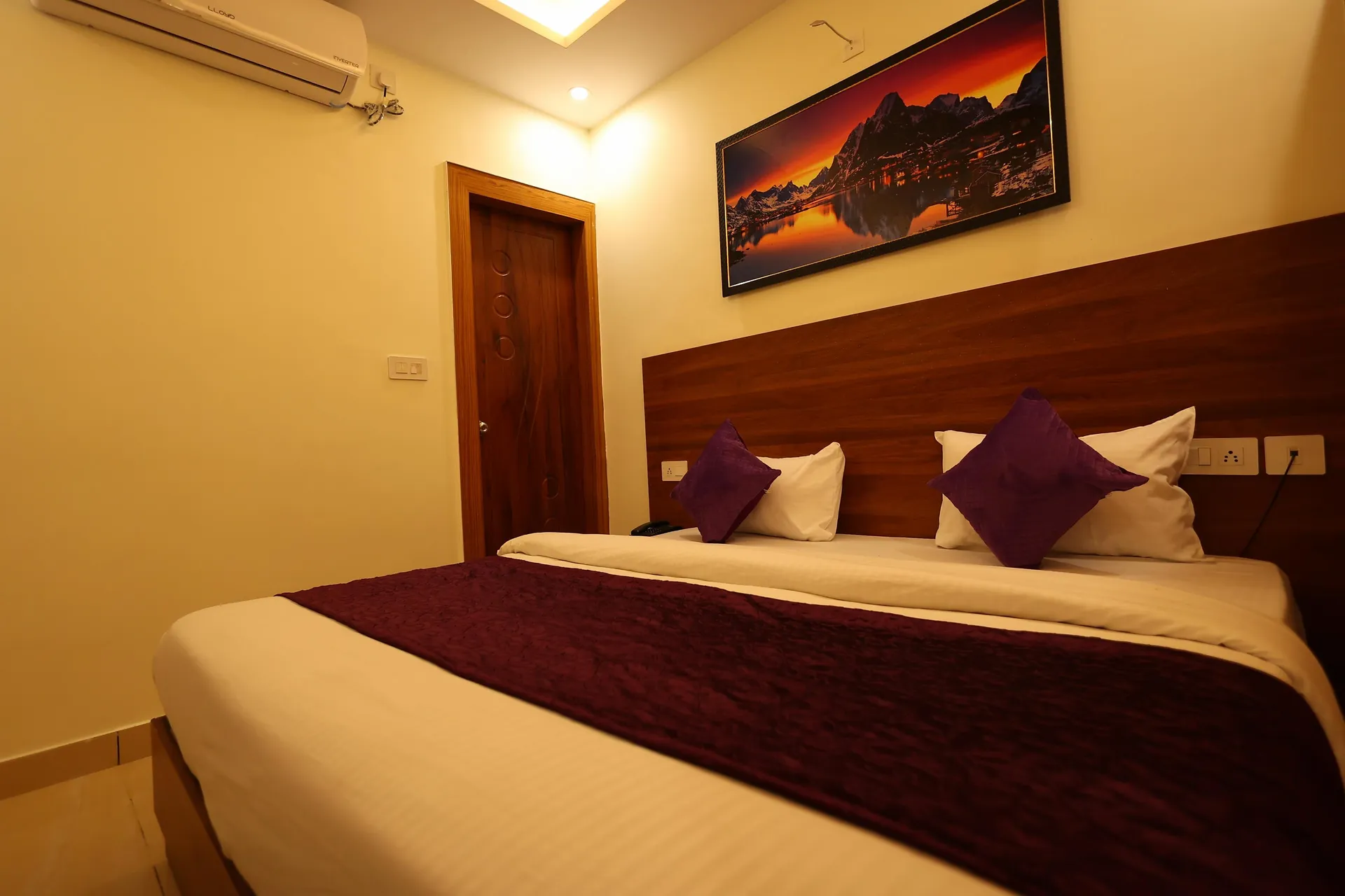 Perfect stayz Premium Forest Valley Near Waterfall Room
