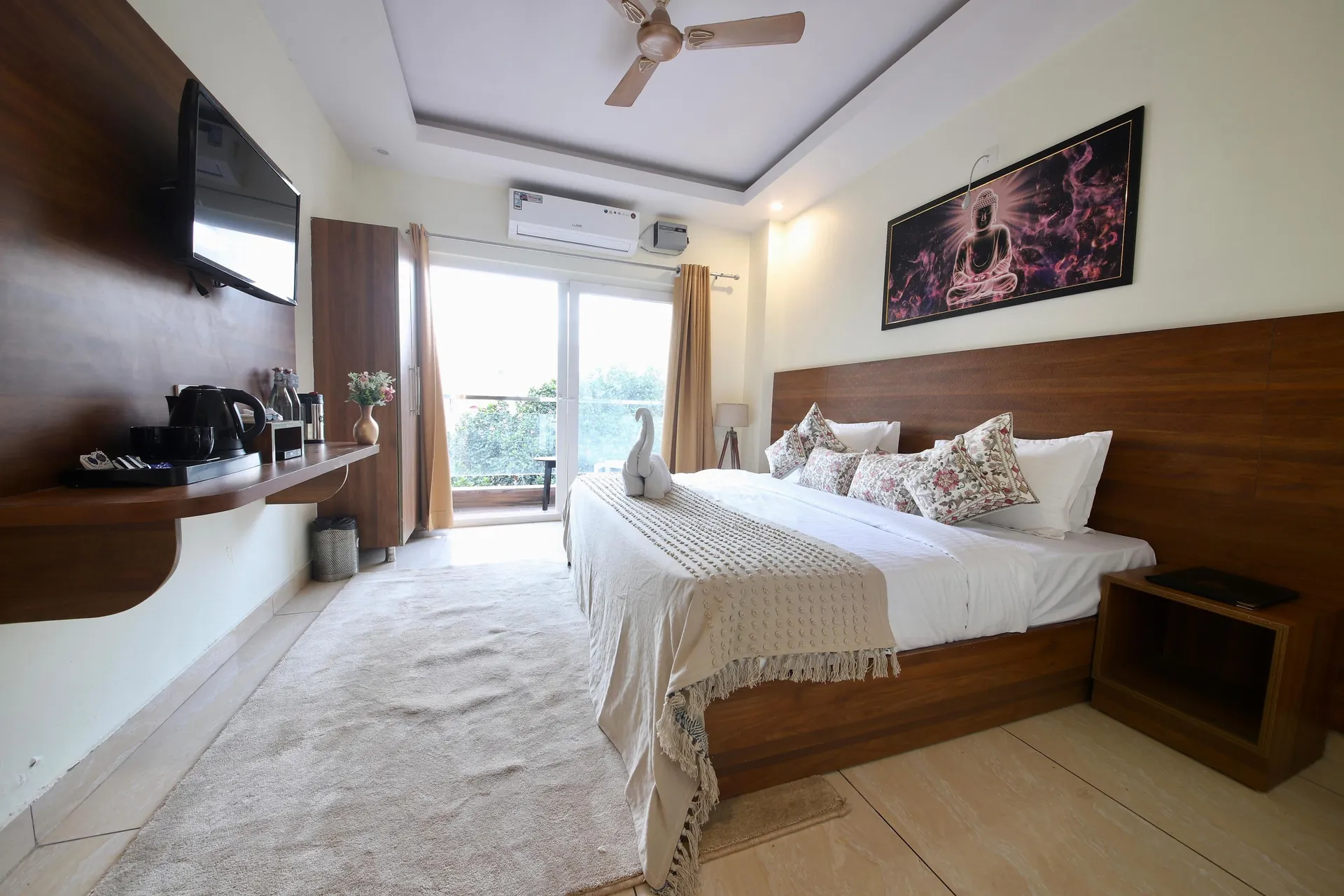 Perfect stayz Premium Forest Valley Near Waterfall Room