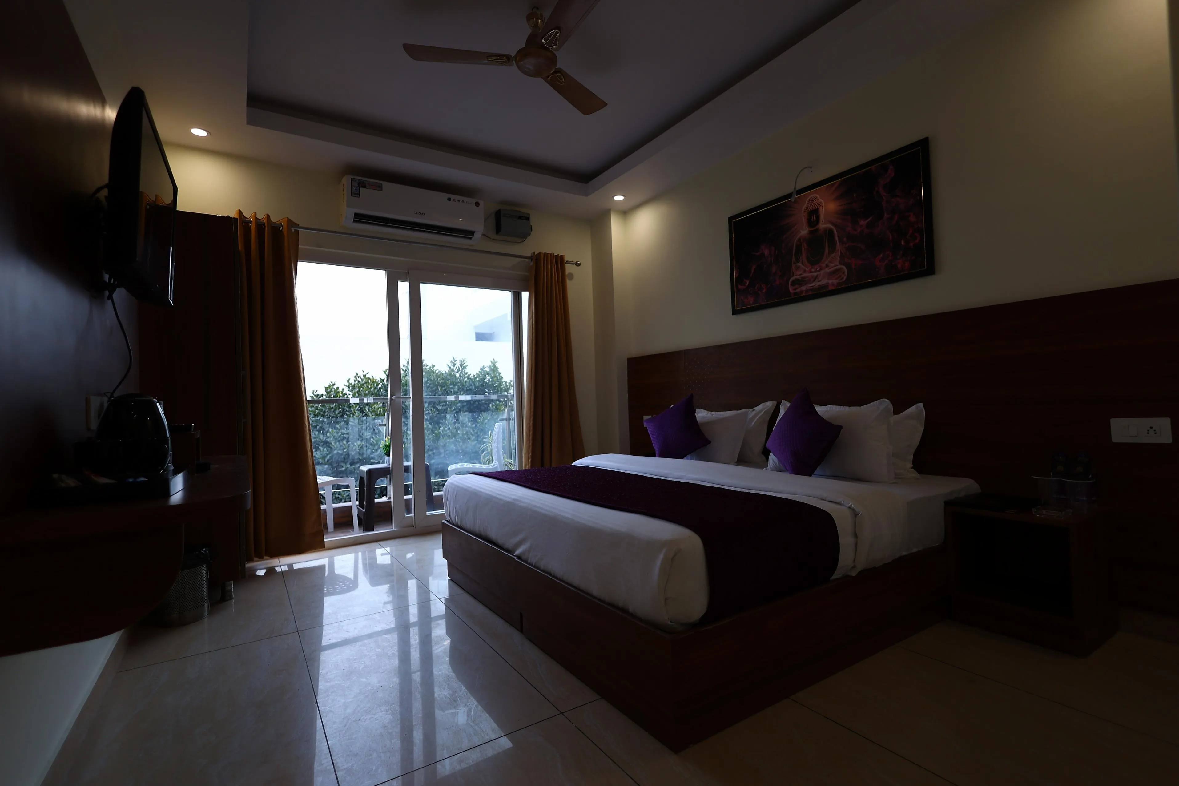 Perfect stayz Premium Forest Valley Near Waterfall Room