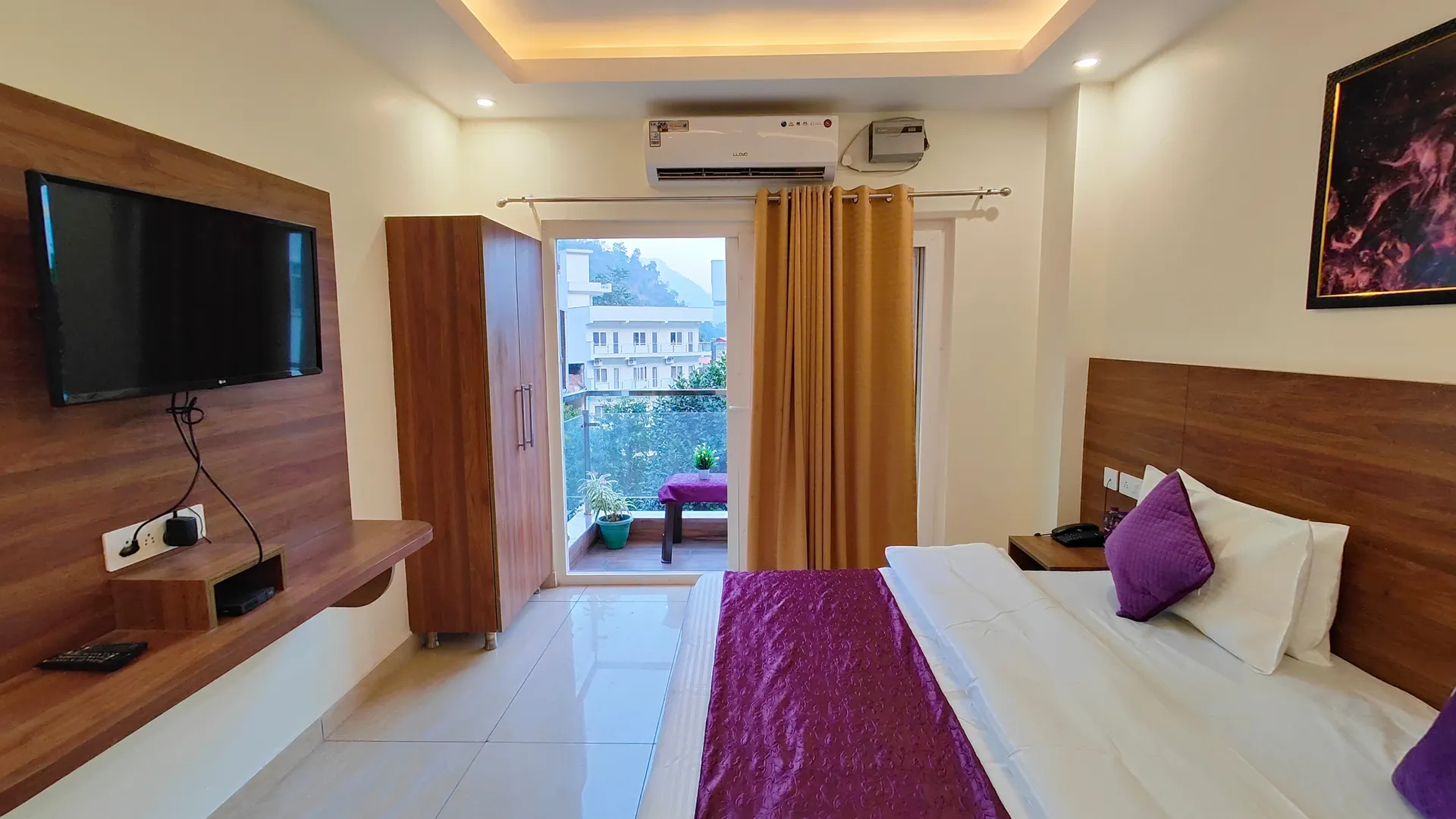 Perfect stayz Premium Forest Valley Near Waterfall Room