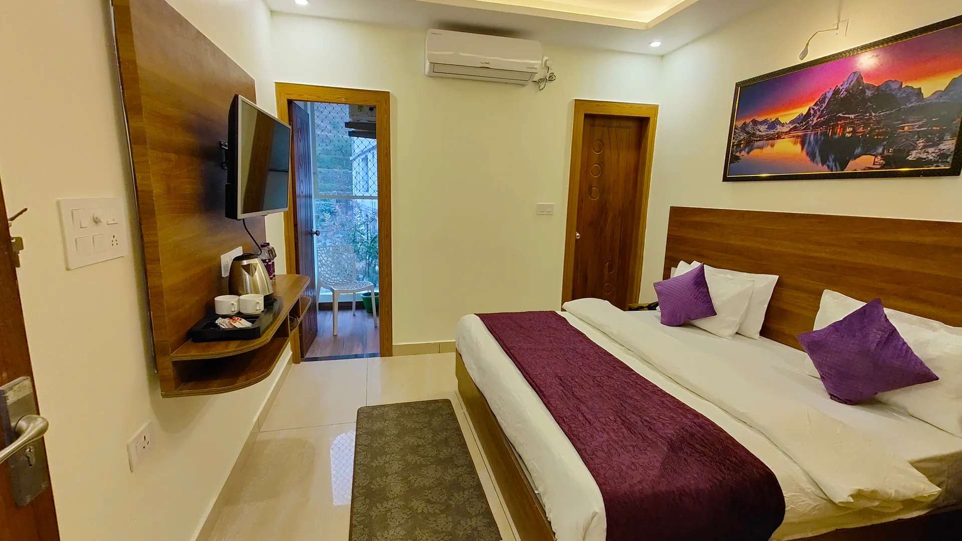 Perfect stayz Premium Forest Valley Near Waterfall Room