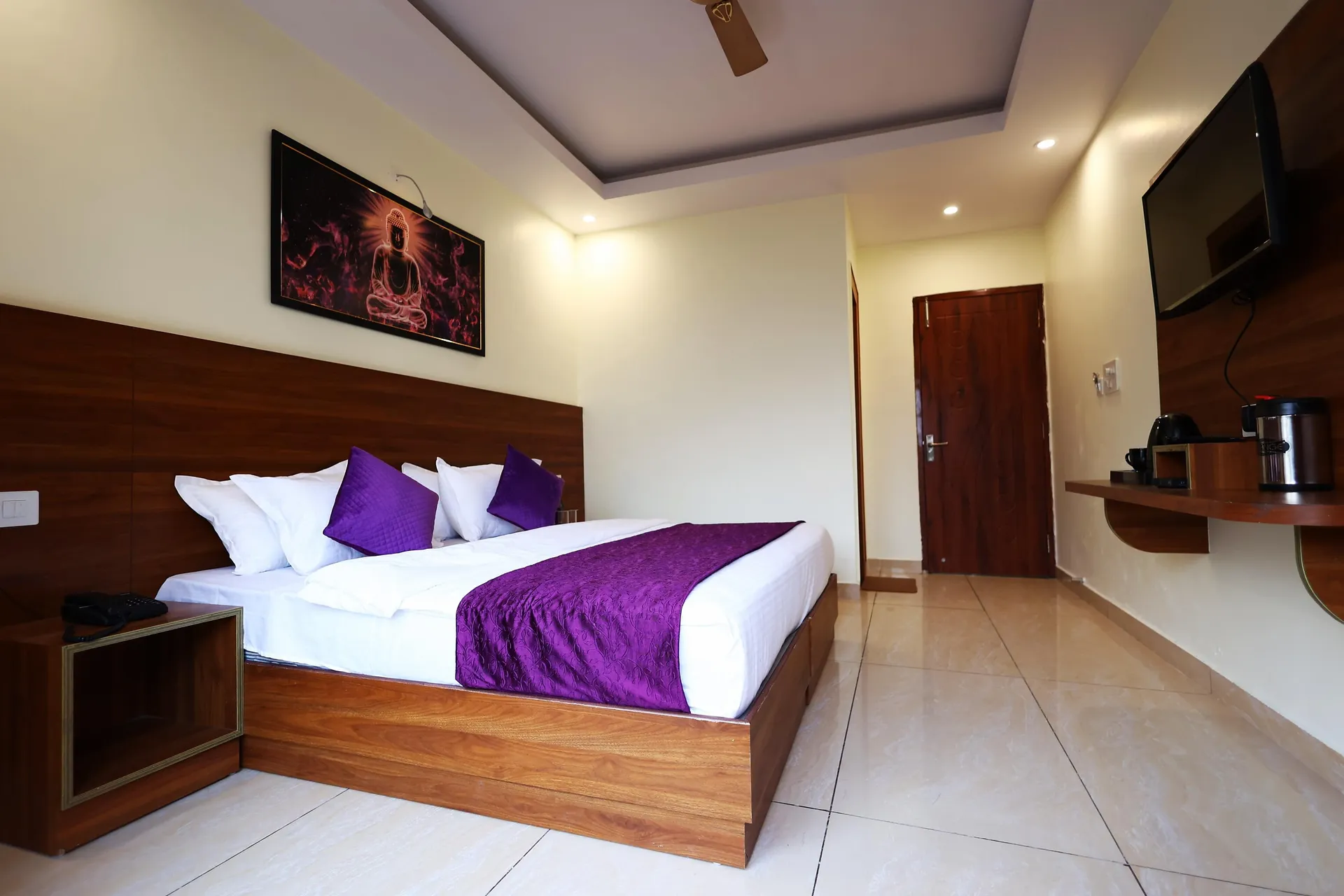 Perfect stayz Premium Forest Valley Near Waterfall Room