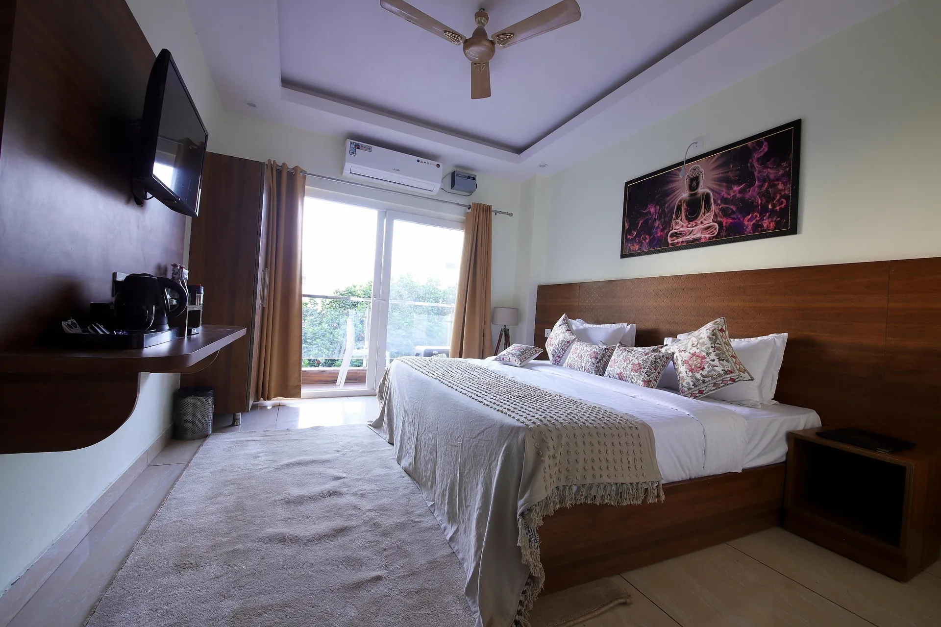Perfect stayz Premium Forest Valley Near Waterfall Room