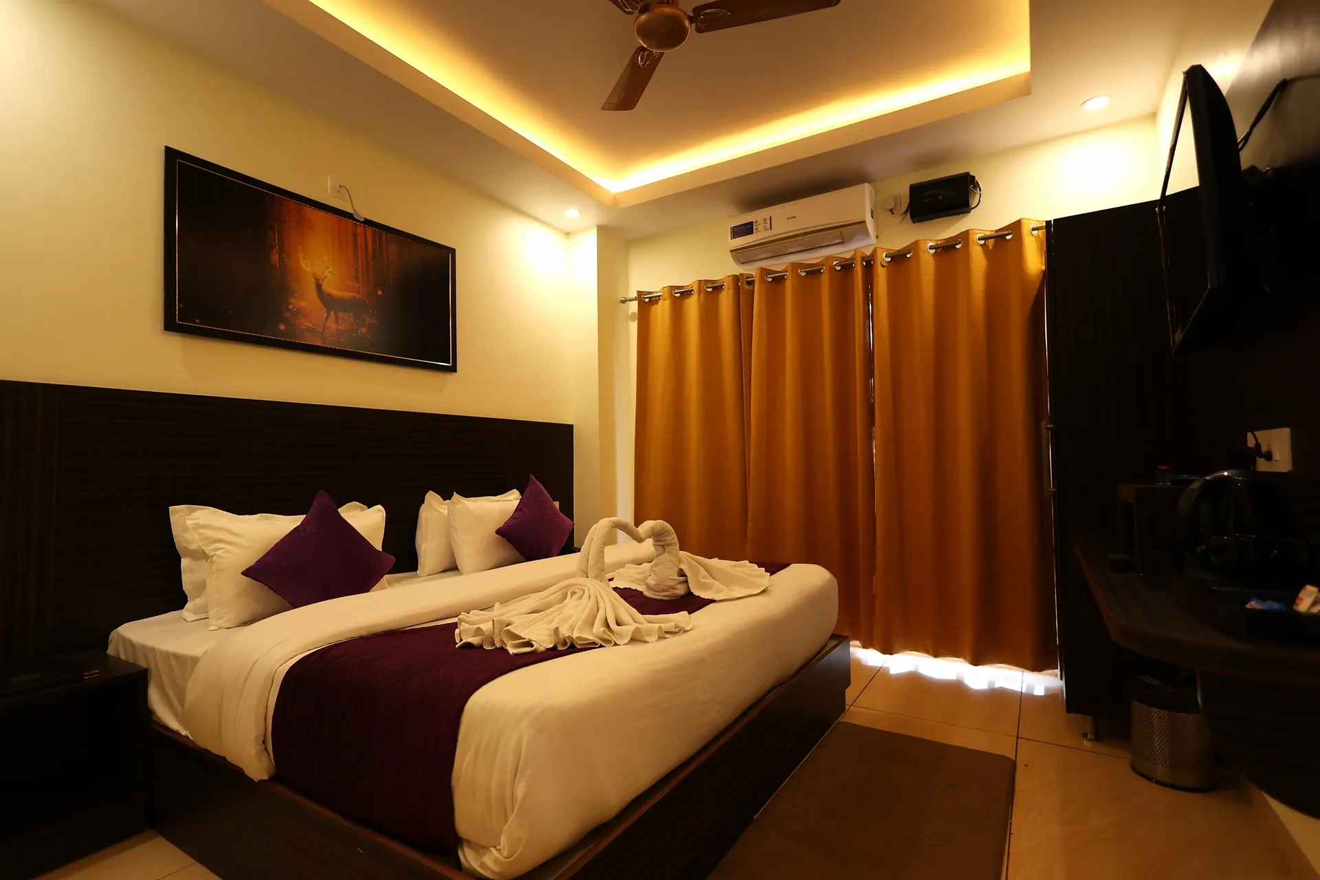 Perfect stayz Premium Forest Valley Near Waterfall Room