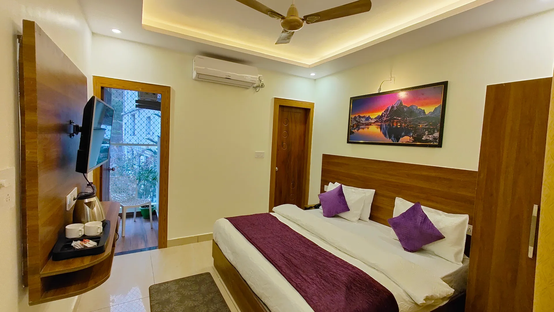 Perfect stayz Premium Forest Valley Near Waterfall Room