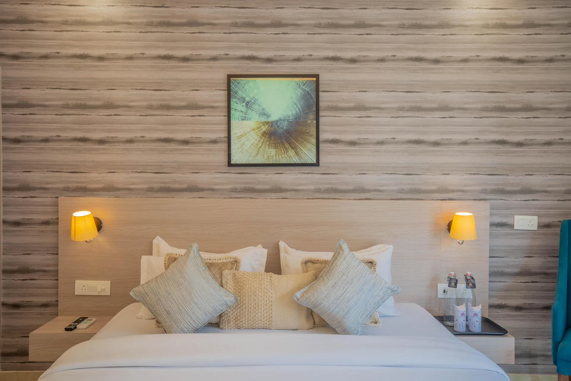 Perfectstayz Alpine Retreat Room
