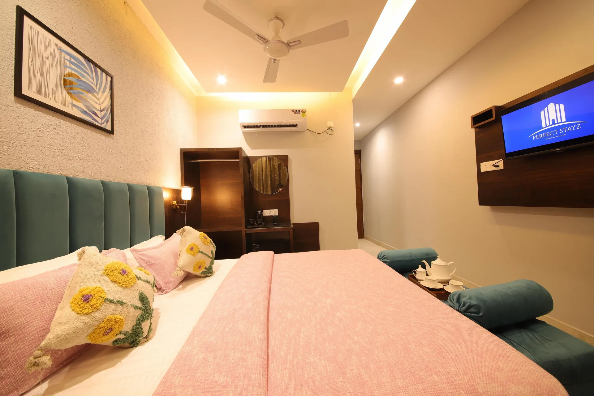 Perfectstayz Laxmi Heritage Room
