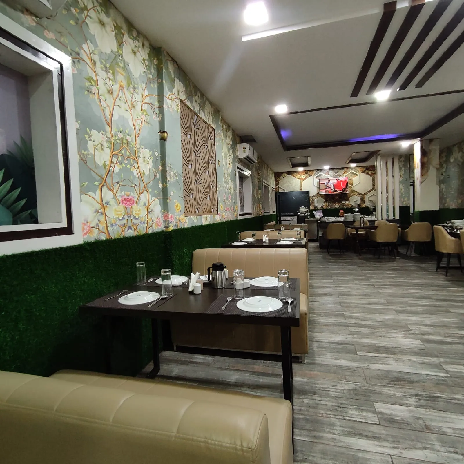 Qsainas S.K Regency Restaurant